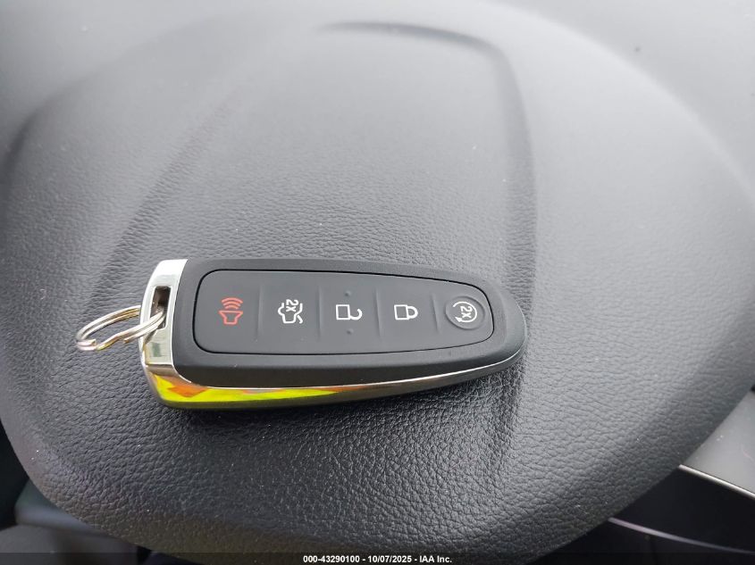 2013 Ford Escape Titanium VIN: 1FMCU0J93DUD32443 Lot: 43290100