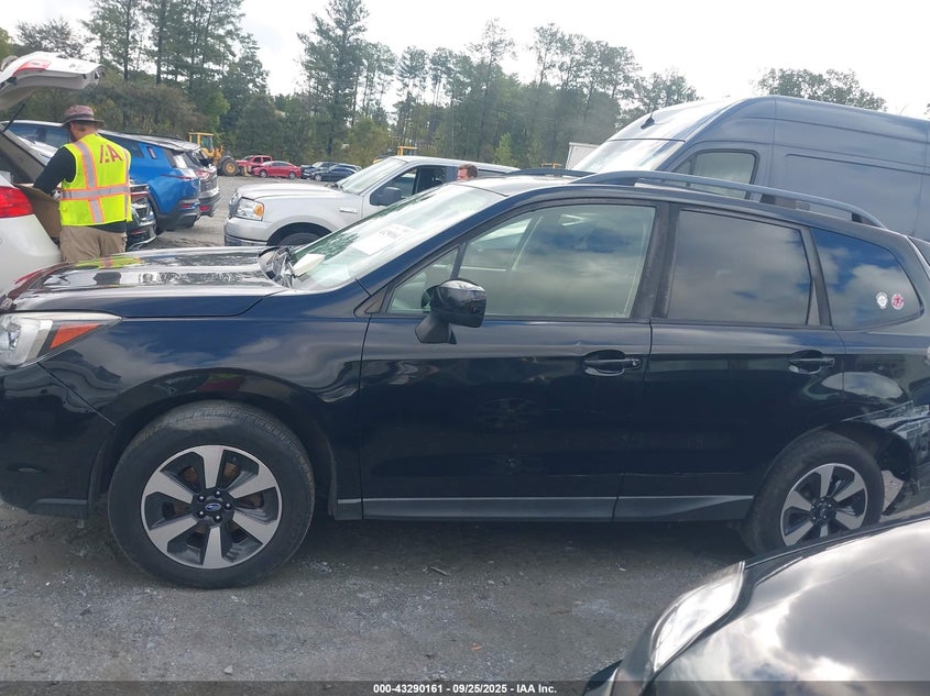 2017 SUBARU FORESTER 2.5I PREMIUM - JF2SJAEC4HH406845
