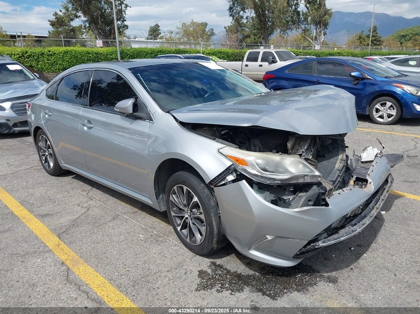 TOYOTA AVALON XLE PREMIUM