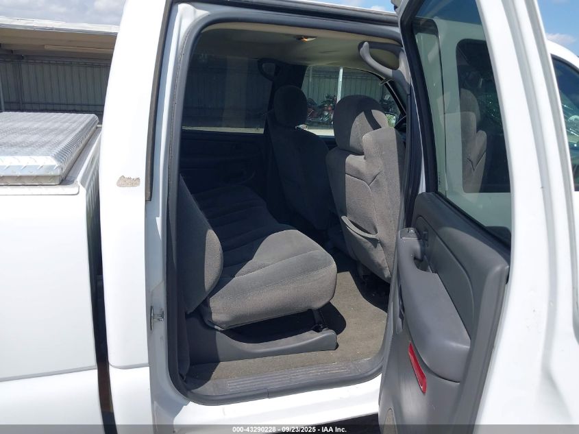 2005 Chevrolet Silverado 2500Hd Ls VIN: 1GCHC23U25F838815 Lot: 43290228