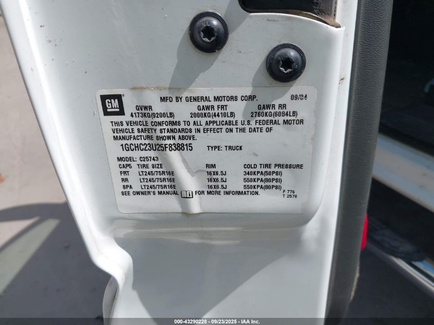 2005 Chevrolet Silverado 2500Hd Ls VIN: 1GCHC23U25F838815 Lot: 43290228