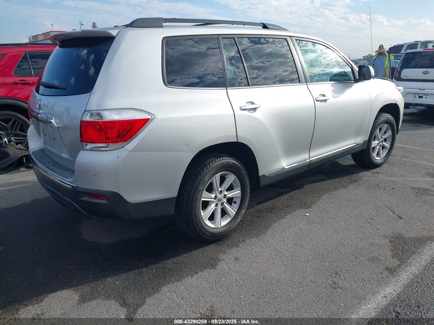 Vin: 5tdza3eh6cs021571, lot: 43784866, toyota highlander 20124