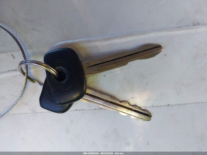 2002 Toyota Tundra Ltd V8 VIN: 5TBRT38192S230903 Lot: 43290354