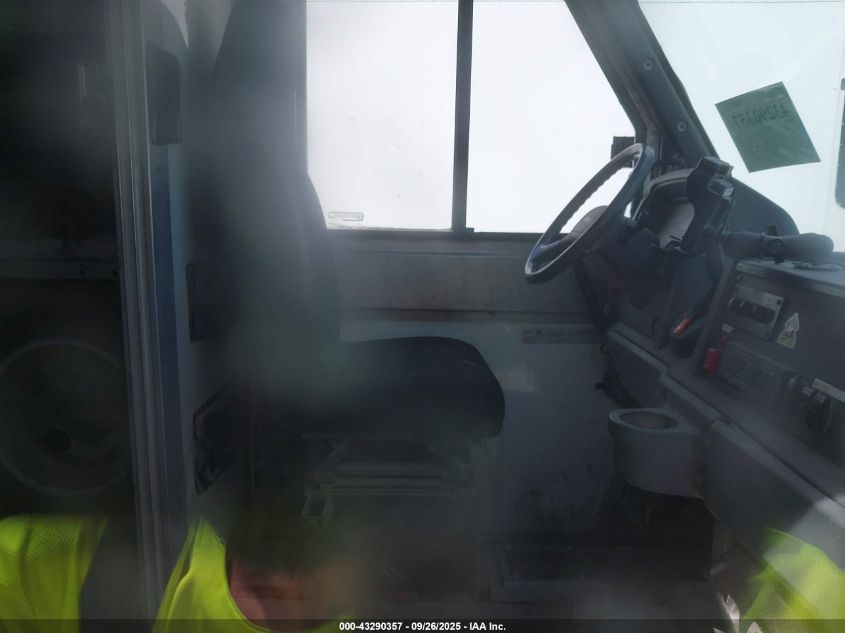 2013 Isuzu Commercial Van VIN: JALB4T173D7W00842 Lot: 43290357