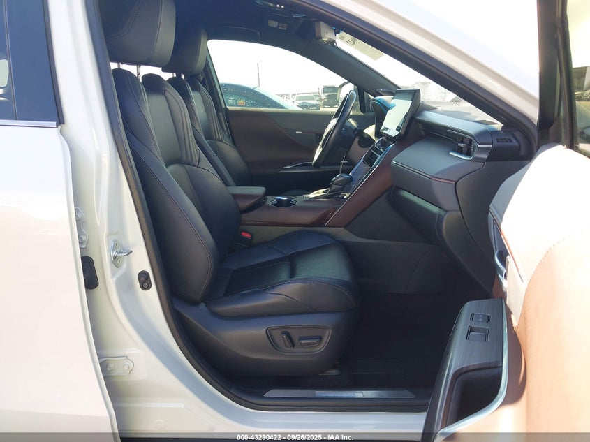 2021 TOYOTA VENZA LIMITED JTEAAAAH0MJ006503