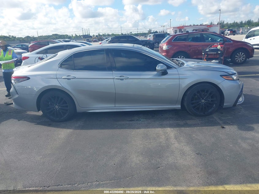 2022 TOYOTA CAMRY XSE - 4T1K61AK4NU026576