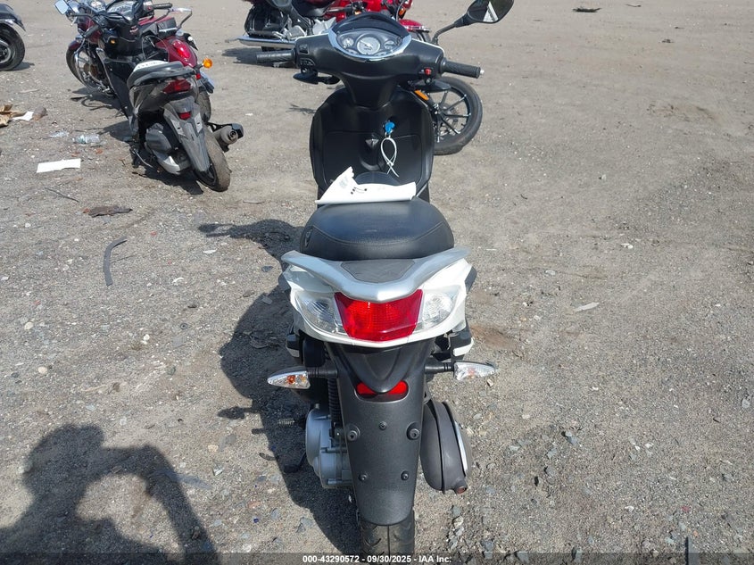 2014 Piaggio Fly 50 VIN: ZAPC526B8E7001526 Lot: 43290572