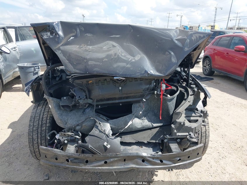 2018 Tesla Model X 100D/75D/P100D VIN: 5YJXCAE40JF118138 Lot: 43290595