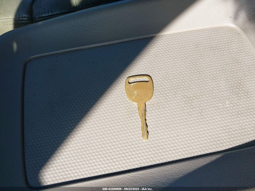 2000 GMC Sierra 1500 Sle VIN: 2GTEK19T0Y1231743 Lot: 43290599