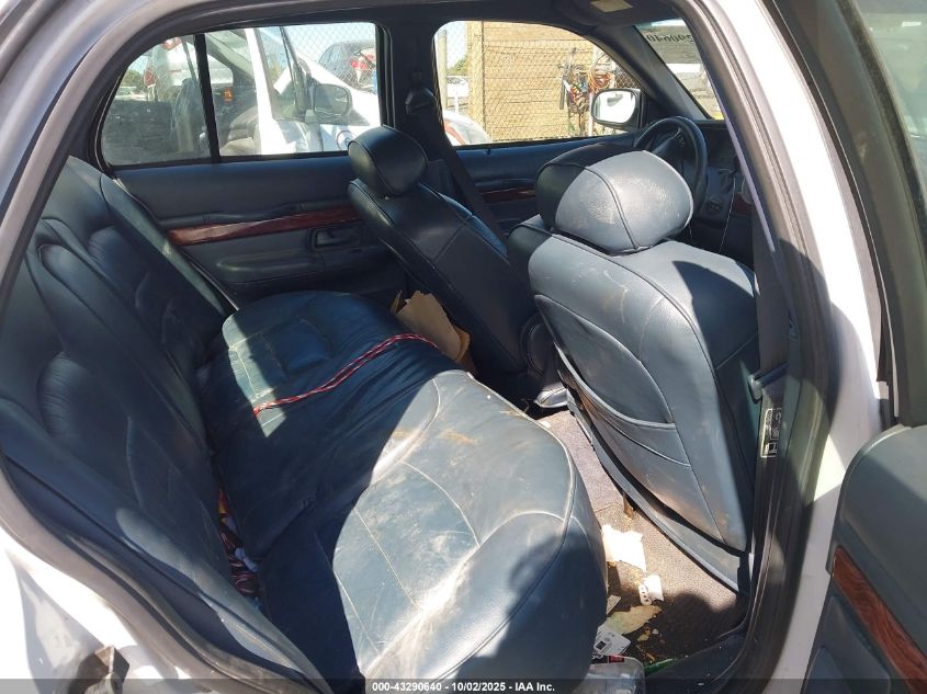 2001 Mercury Grand Marquis Gs VIN: 2MEFM74WX1X709901 Lot: 43290640