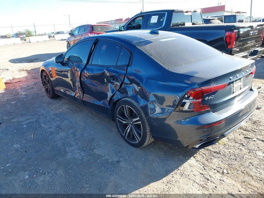 2019 VOLVO S60 T5 R-DESIGN 7JR102FM4KG006230