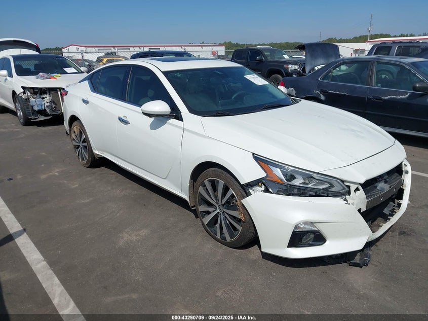 NISSAN ALTIMA PLATINUM INTELLIGENT AWD