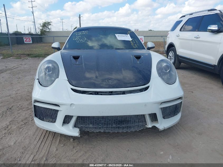 2017 Porsche 911 Carrera/Carrera 4 VIN: WP0AA2A9XHS108085 Lot: 43290717