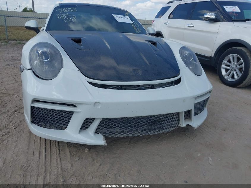 2017 Porsche 911 Carrera/Carrera 4 VIN: WP0AA2A9XHS108085 Lot: 43290717