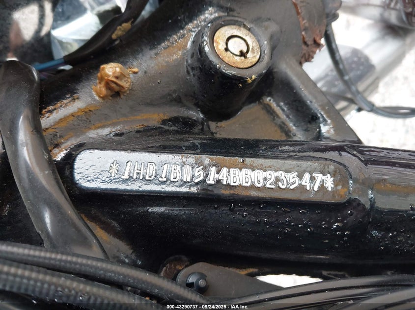 2011 Harley-Davidson Flstc VIN: 1HD1BW514BB023547 Lot: 43290737