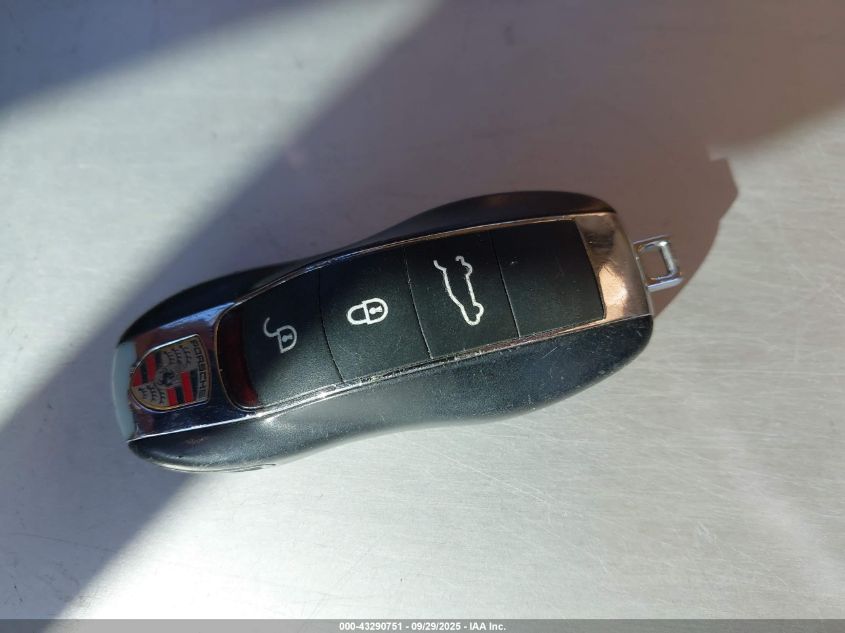 2016 Porsche Cayenne VIN: WP1AA2A2XGLA02472 Lot: 43290751