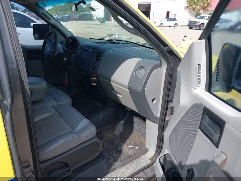 1FTRF12W05NB54716 2005 FORD F-150 photo no. 5