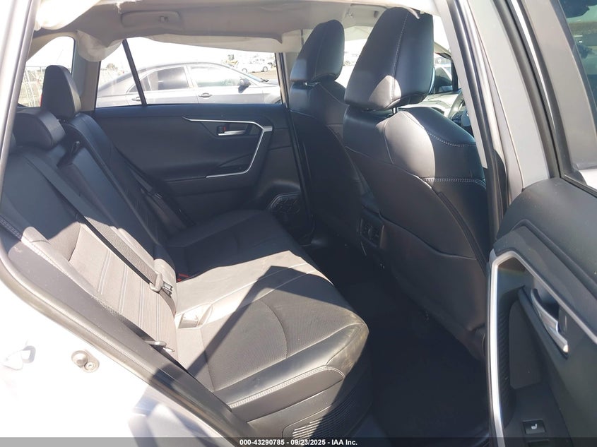 2020 TOYOTA RAV4 HYBRID LIMITED - JTMDWRFV2LD528711