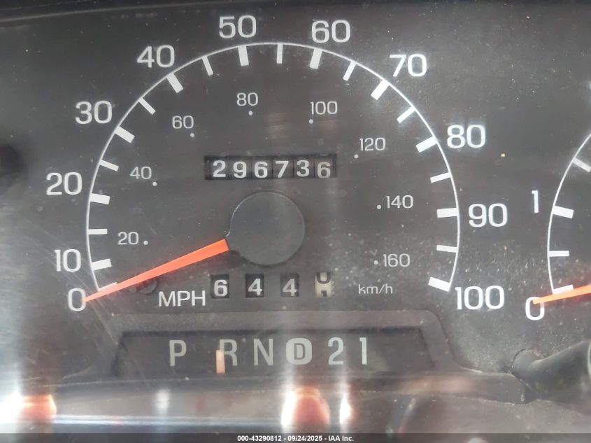 1999 Ford F-250 Lariat/Xl/Xlt VIN: 1FTNX20LXXEB16018 Lot: 43290812