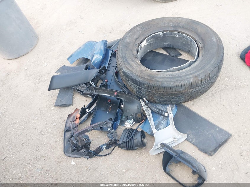 2026 CHEVROLET EQUINOX FWD LT - 3GNAXHEGXTL215646