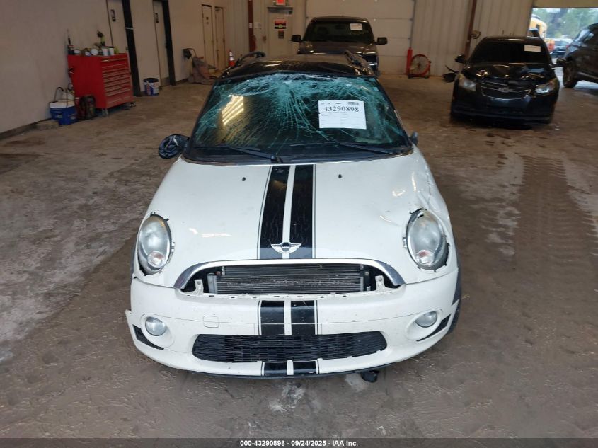 2010 Mini Cooper Clubman VIN: WMWML3C52ATX52099 Lot: 43290898