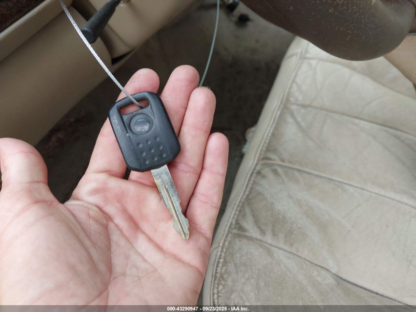 2009 Mercury Grand Marquis Ls (Fleet Only) VIN: 2MEHM75V09X623149 Lot: 43290947