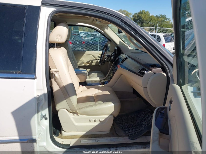 2007 Cadillac Escalade Standard