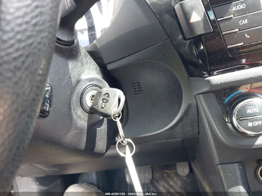 2014 Toyota Corolla Le VIN: 2T1BURHE1EC155221 Lot: 43291135