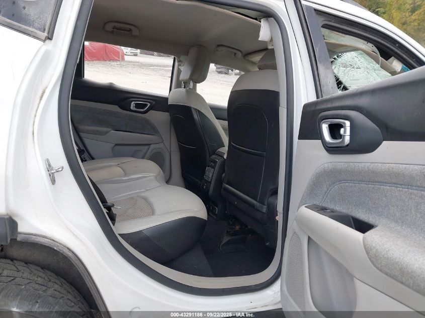 2022 Jeep Compass Latitude 4X4 VIN: 3C4NJDBB4NT136439 Lot: 43291186