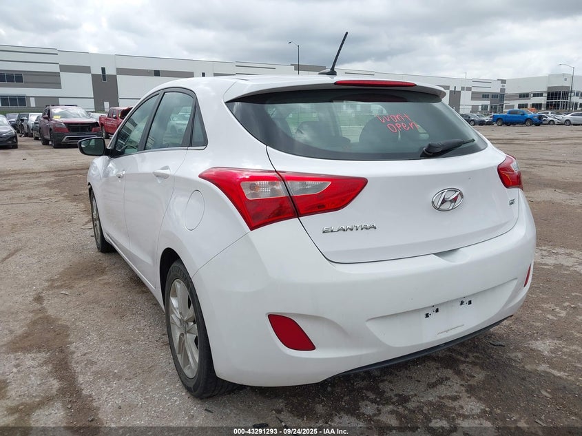 2014 Hyundai Elantra Gt white hatchback gasoline KMHD35LH2EU165700 photo #4