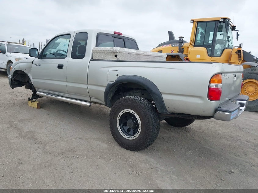 5TESN92N32Z079318 2002 TOYOTA TACOMA photo no. 3