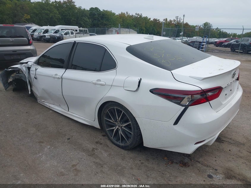 2022 TOYOTA CAMRY SE - 4T1G11AK3NU657534