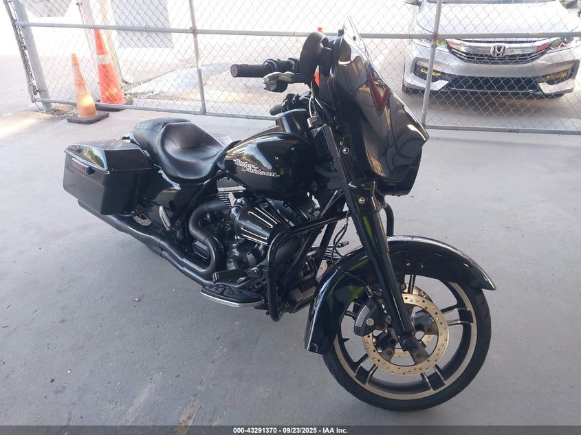 1HD1KBM13GB658180 2016 Harley-Davidson Flhx Street Glide auction photo 1
