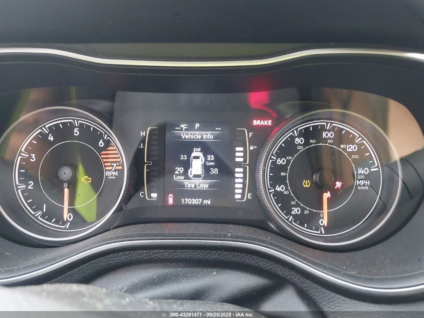 2019 Jeep Cherokee Latitude Fwd VIN: 1C4PJLCB8KD485400 Lot: 43291471