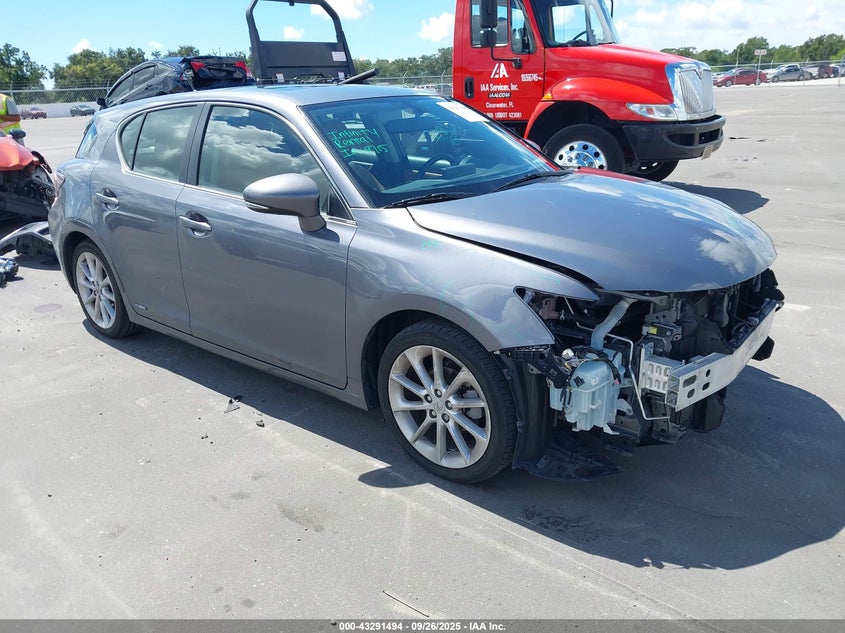 LEXUS CT 200H PREMIUM