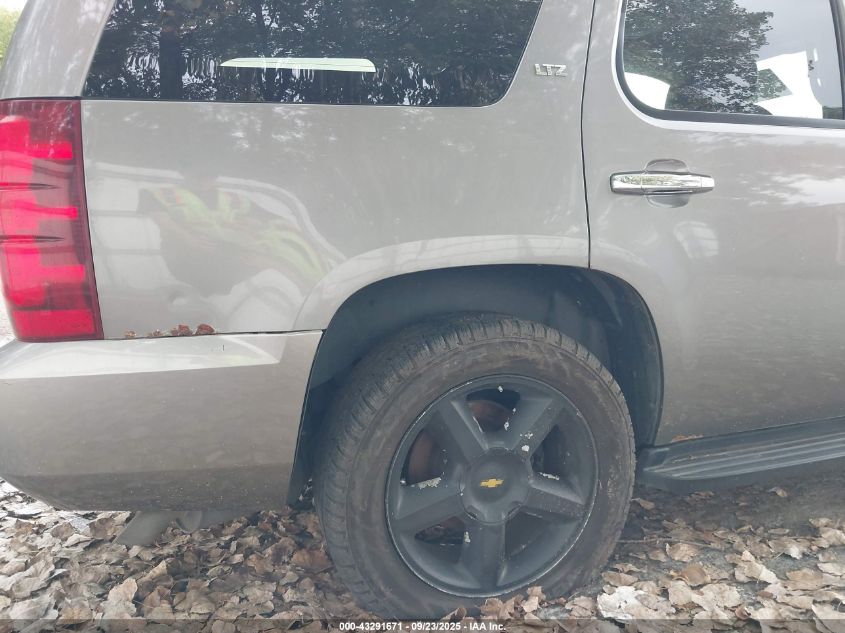 2007 Chevrolet Tahoe Ltz VIN: 1GNFK13037J257123 Lot: 43291671