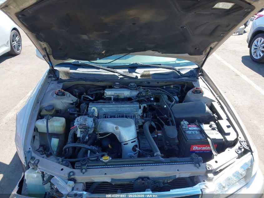 2000 Toyota Camry Le VIN: JT2BG22K3Y0395374 Lot: 43291693