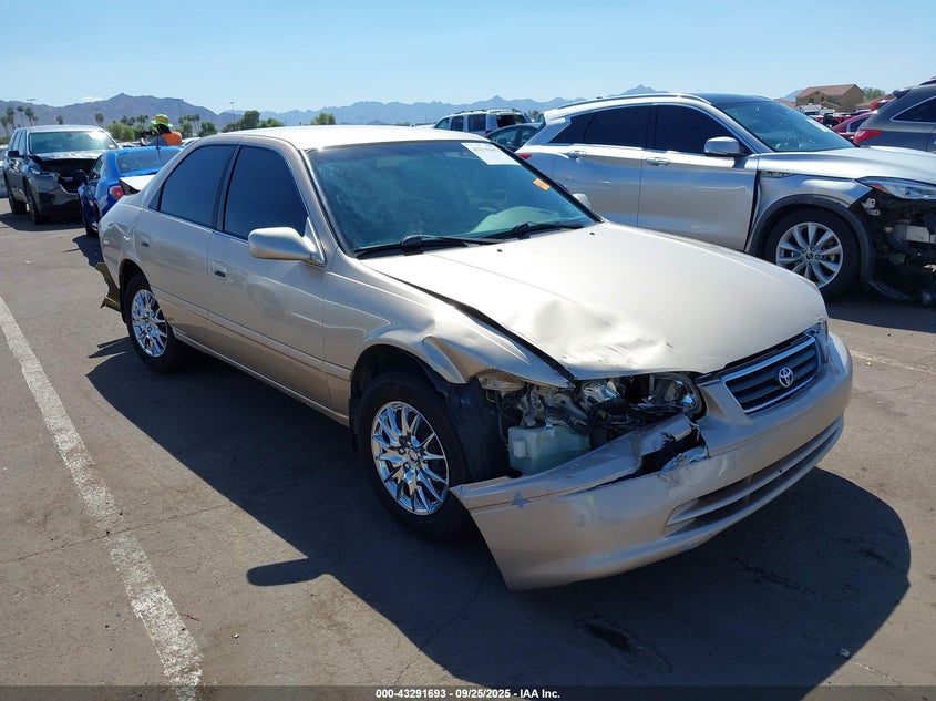 JT2BG22K3Y0395374 2000 Toyota Camry Le auction photo 1