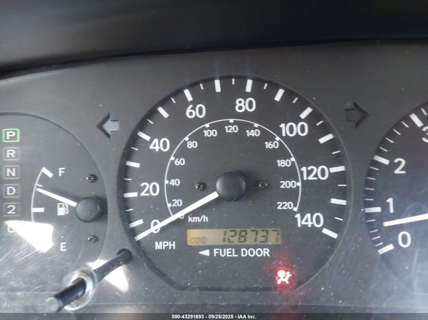 2000 Toyota Camry Le VIN: JT2BG22K3Y0395374 Lot: 43291693