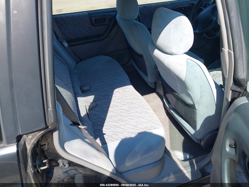 1998 Subaru Forester S VIN: JF1SF6554WH761175 Lot: 43291783