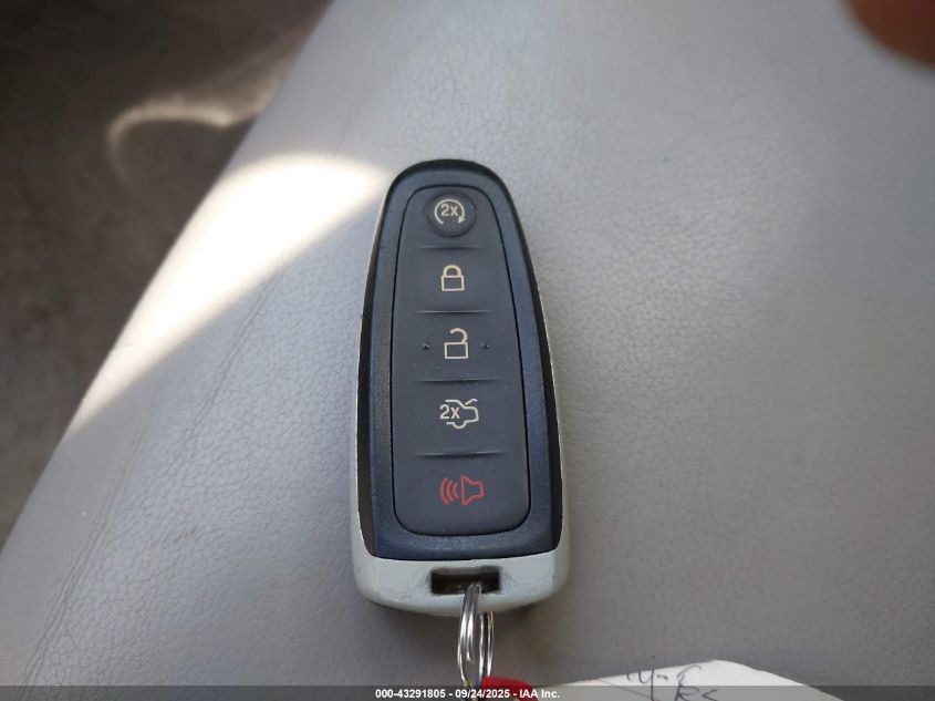 2014 Ford Escape Titanium VIN: 1FMCU9JX5EUD56425 Lot: 43291805