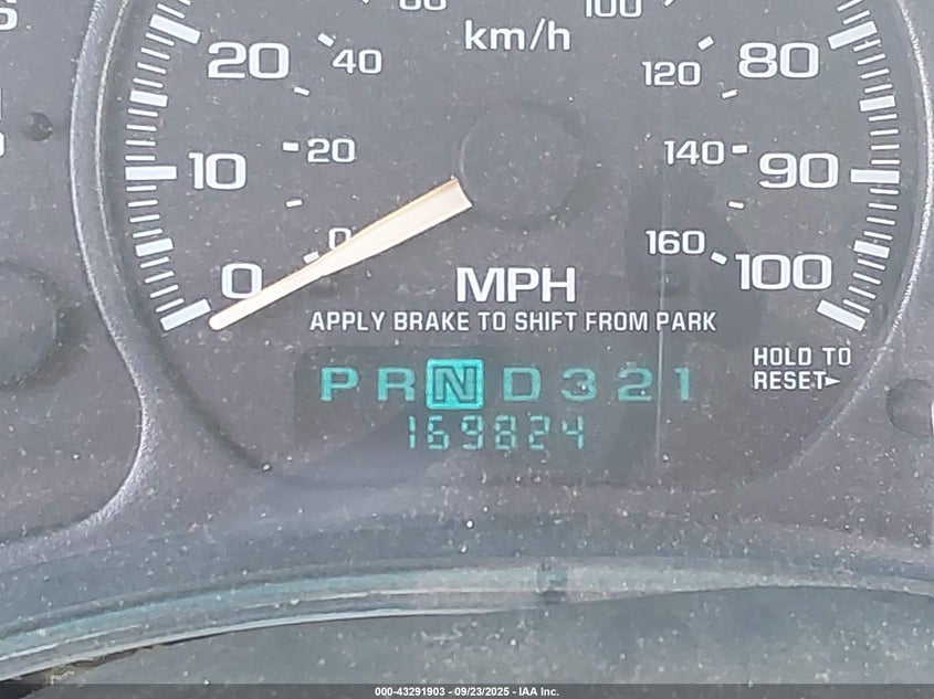 2001 Chevrolet Tahoe Ls VIN: 1GNEC13T51R183859 Lot: 43291903