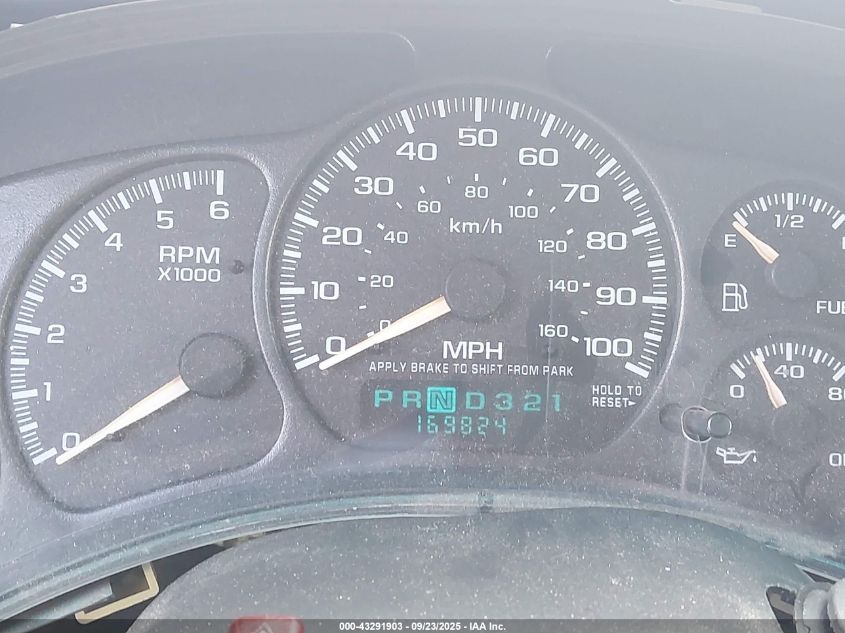 2001 Chevrolet Tahoe Ls VIN: 1GNEC13T51R183859 Lot: 43291903