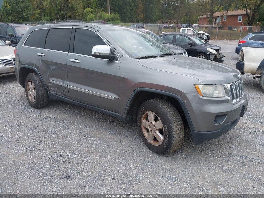 JEEP GRAND CHEROKEE LAREDO