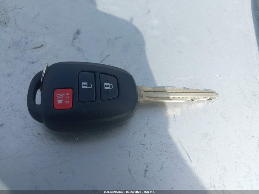 2016 TOYOTA RAV4 LE - 2T3ZFREV7GW302261