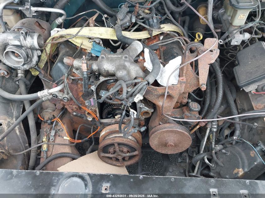 1995 Chevrolet Gmt-400 C2500 VIN: 2GCFC29S1S1135626 Lot: 43292031