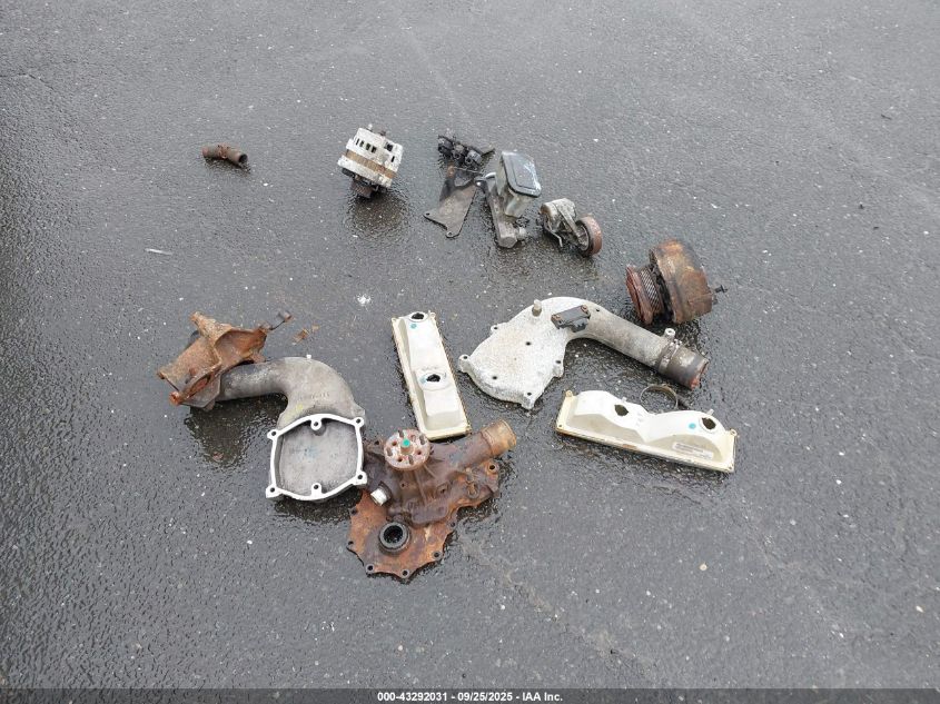 1995 Chevrolet Gmt-400 C2500 VIN: 2GCFC29S1S1135626 Lot: 43292031