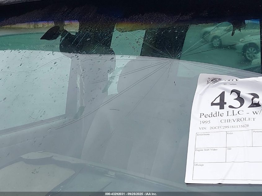 1995 Chevrolet Gmt-400 C2500 VIN: 2GCFC29S1S1135626 Lot: 43292031