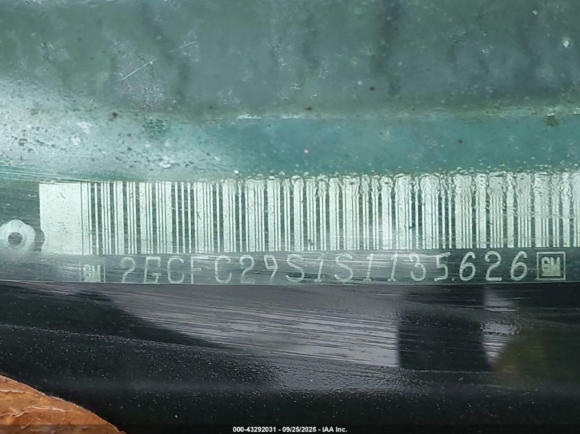 1995 Chevrolet Gmt-400 C2500 VIN: 2GCFC29S1S1135626 Lot: 43292031