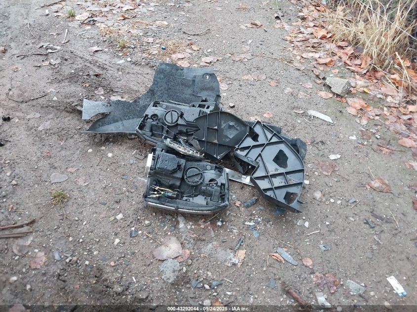 2007 Cadillac Escalade Standard VIN: 1GYFK63877R419245 Lot: 43292044